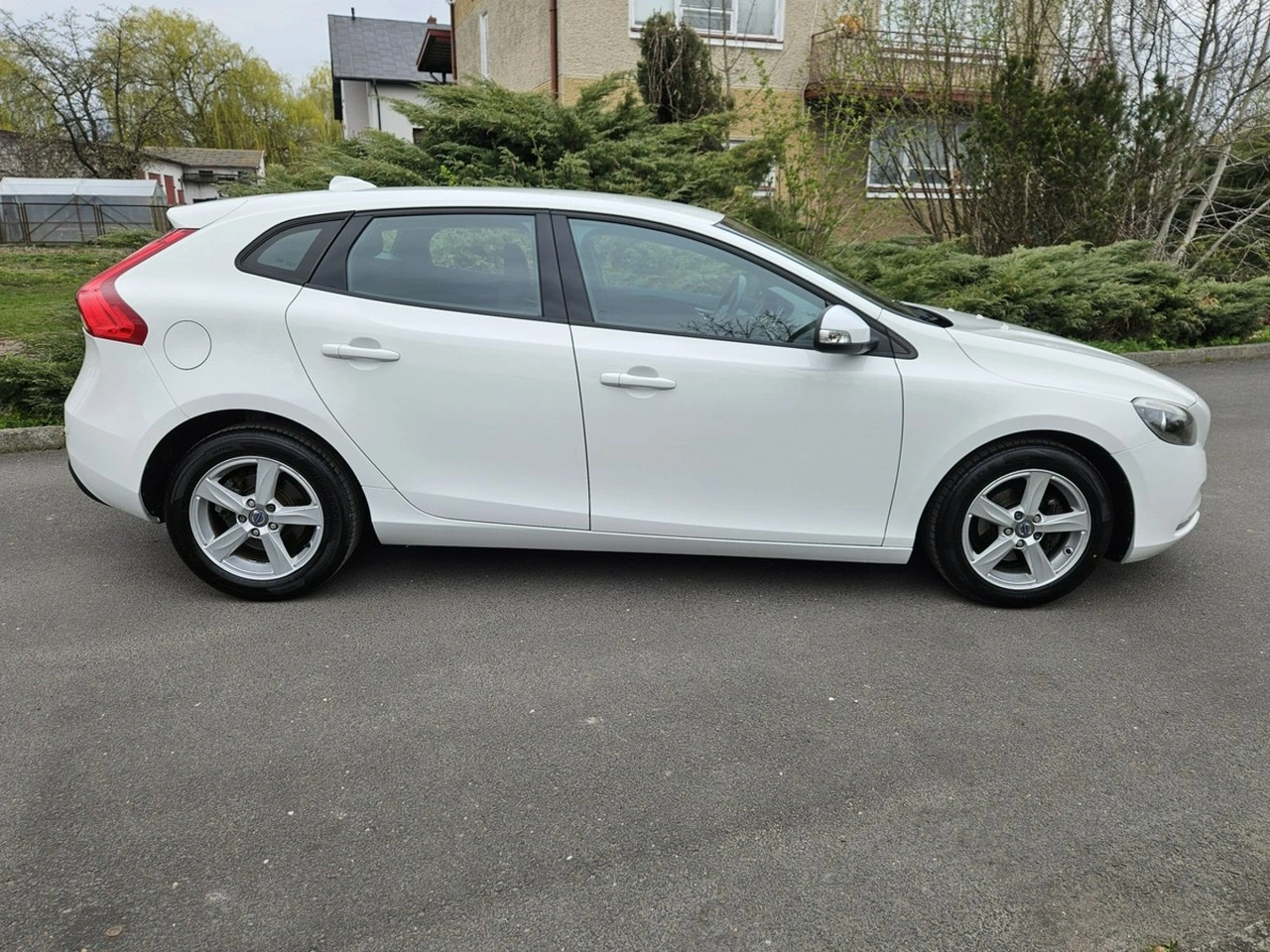 Volvo V40 - Zdjęcie 4