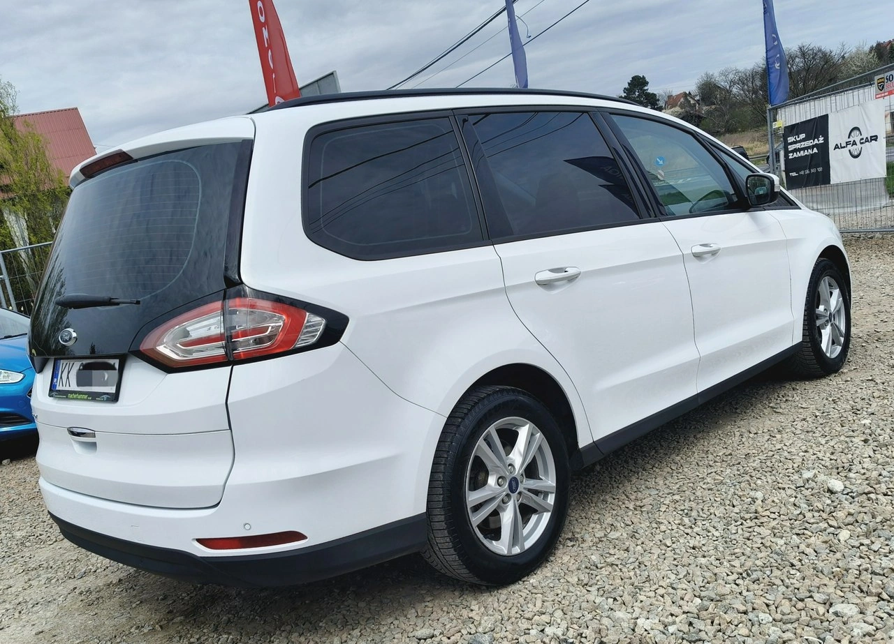 Ford Galaxy - Zdjęcie 17