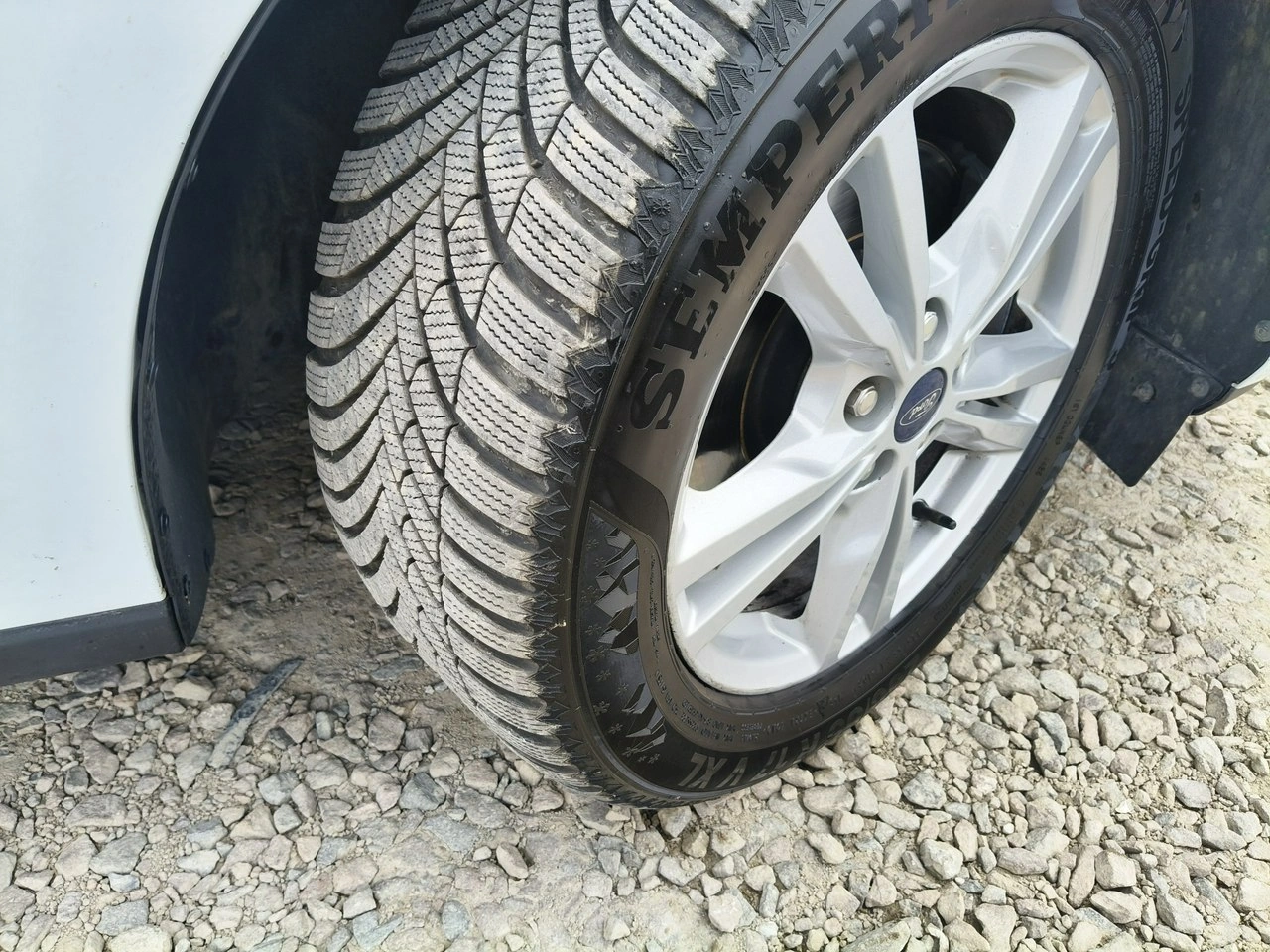 Ford Galaxy - Zdjęcie 25