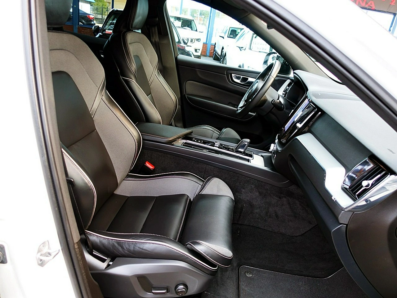 Volvo XC 60 - Zdjęcie 9