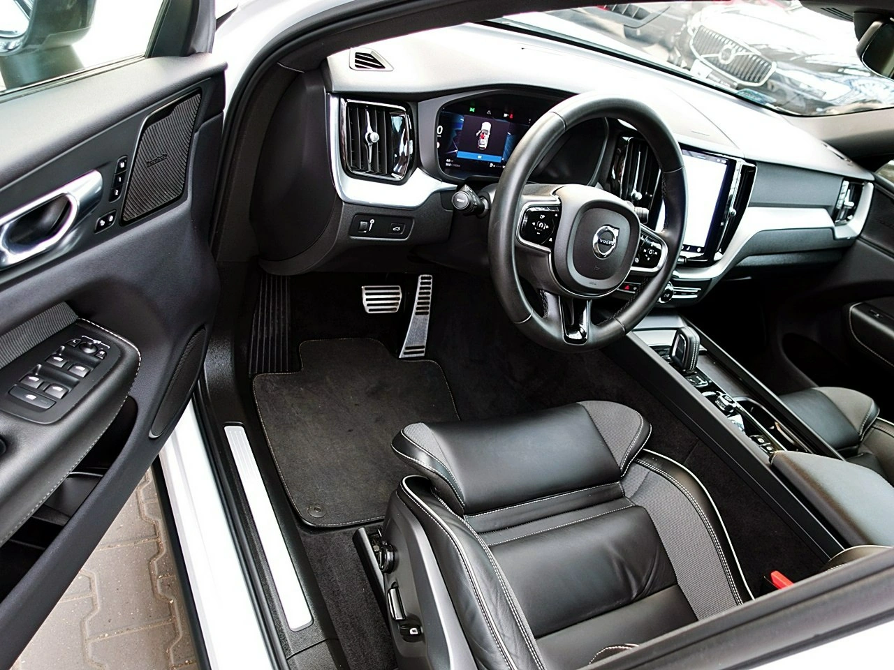 Volvo XC 60 - Zdjęcie 15