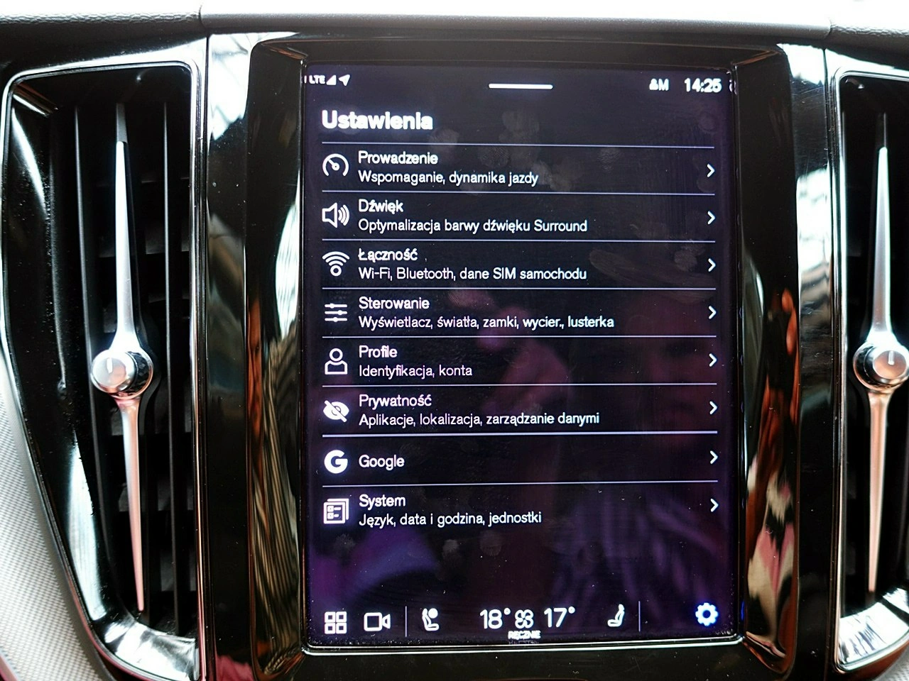 Volvo XC 60 - Zdjęcie 25