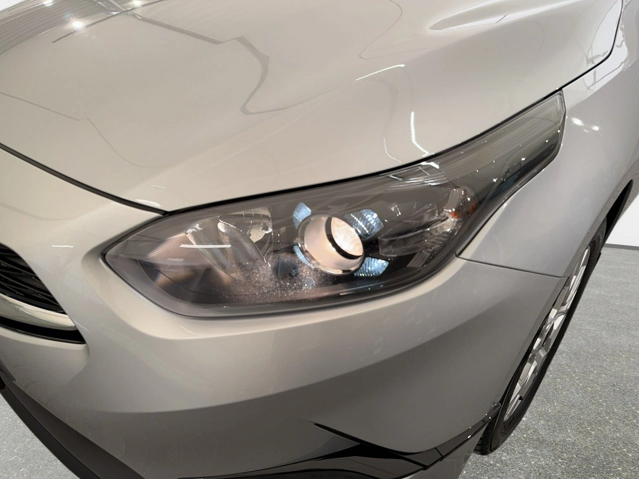 Kia Ceed - Zdjęcie 8