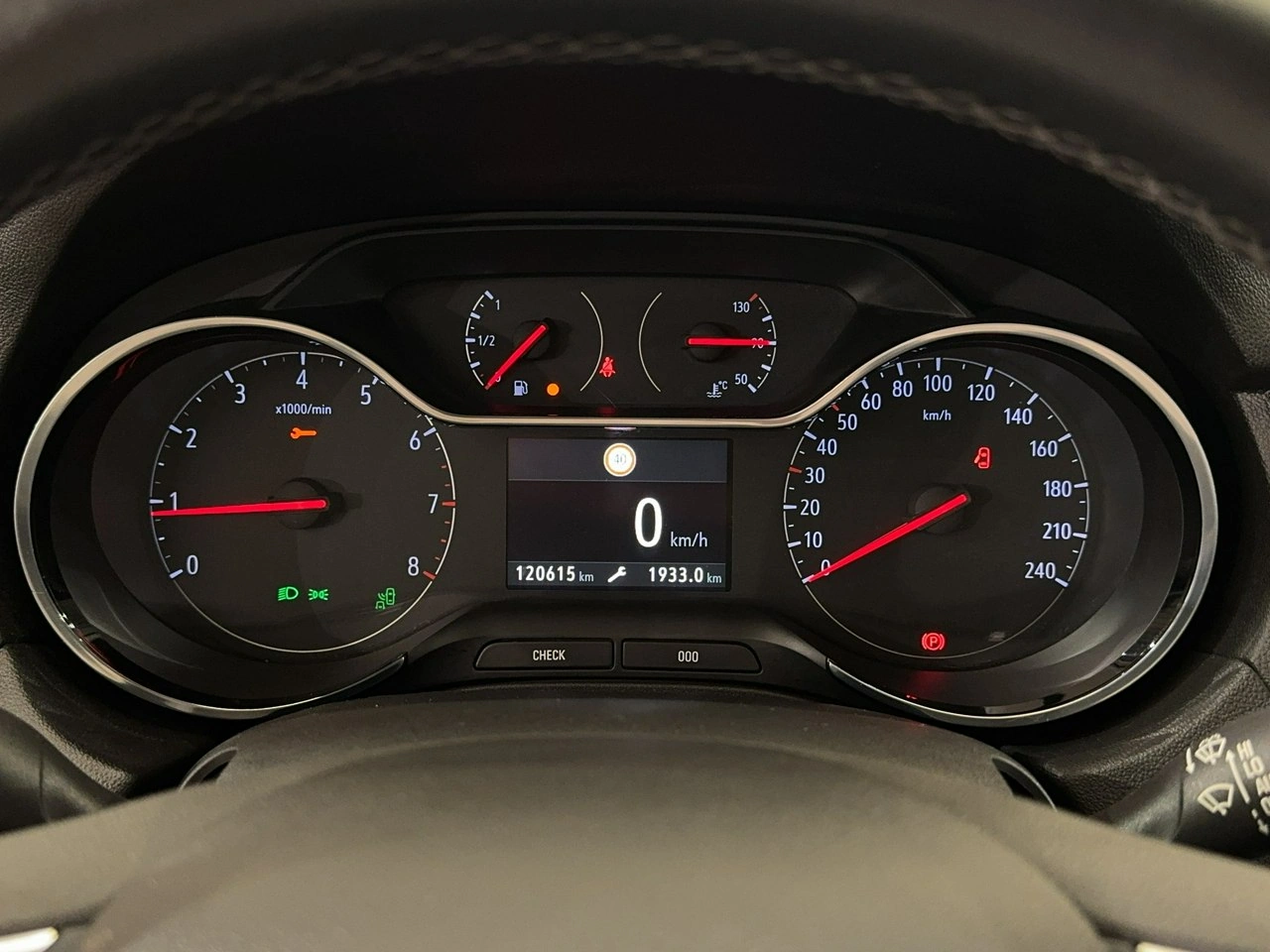 Opel Grandland X - Zdjęcie 20