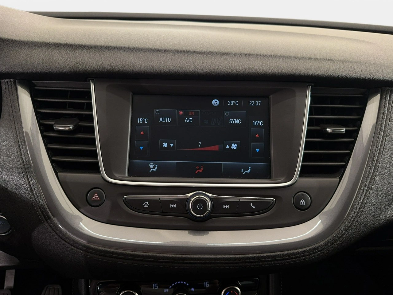 Opel Grandland X - Zdjęcie 23