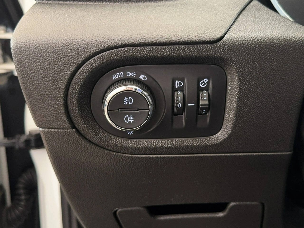 Opel Grandland X - Zdjęcie 27