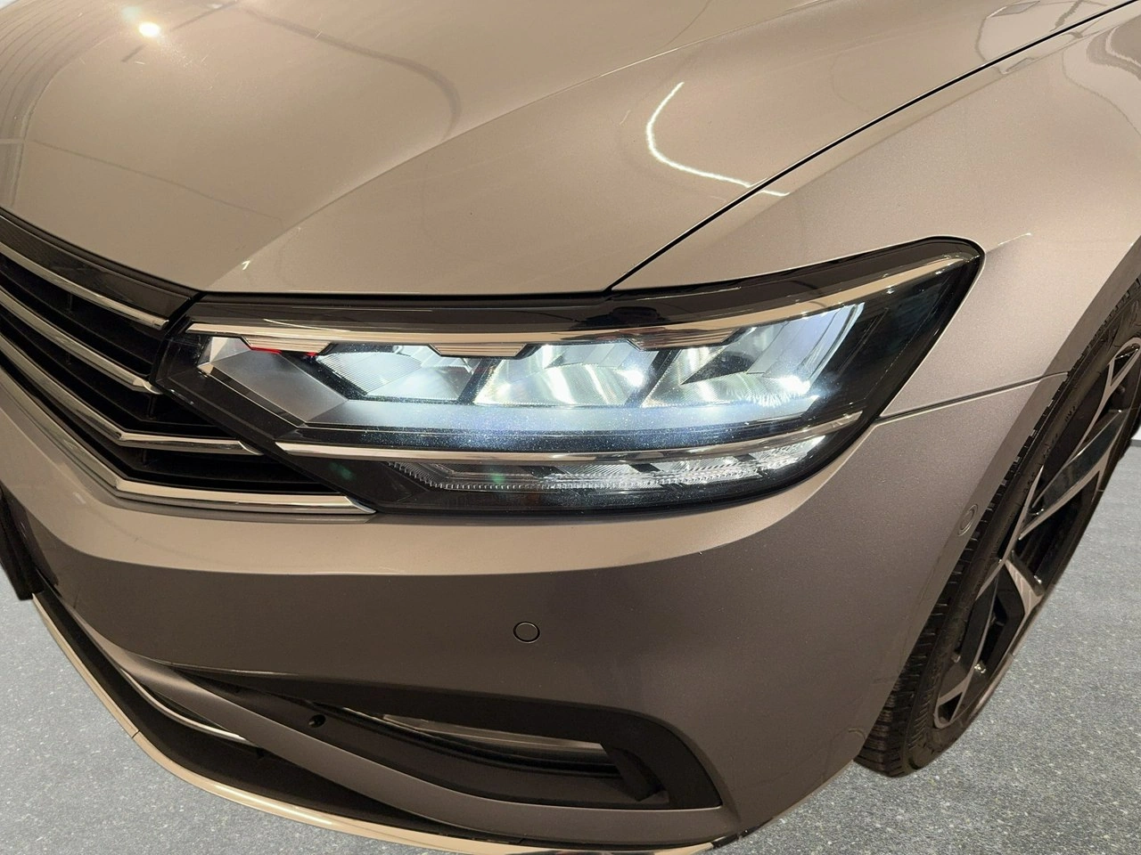 Volkswagen Passat - Zdjęcie 8
