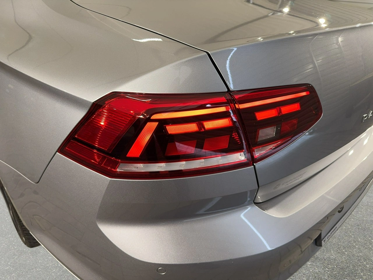 Volkswagen Passat - Zdjęcie 10