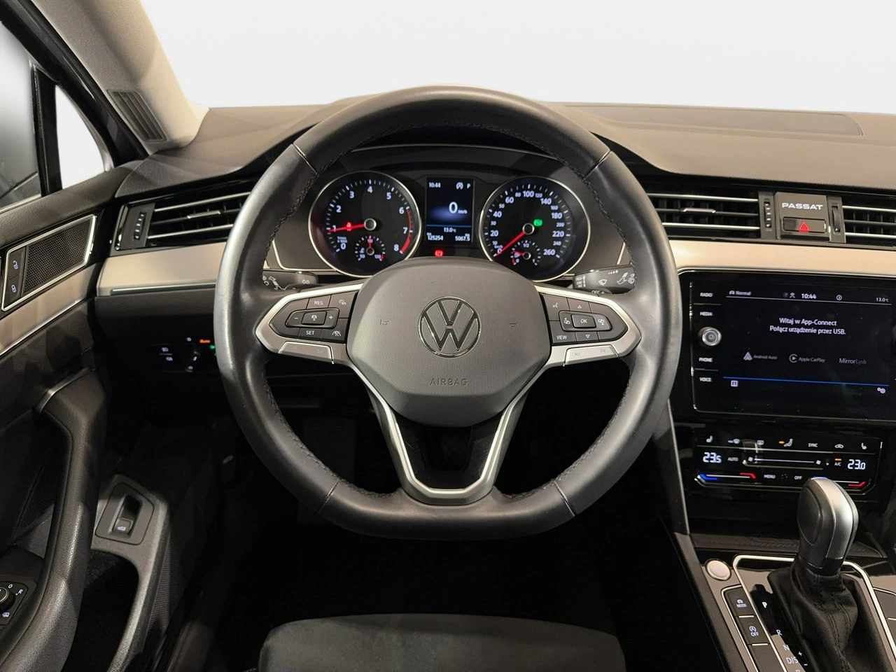 Volkswagen Passat - Zdjęcie 15