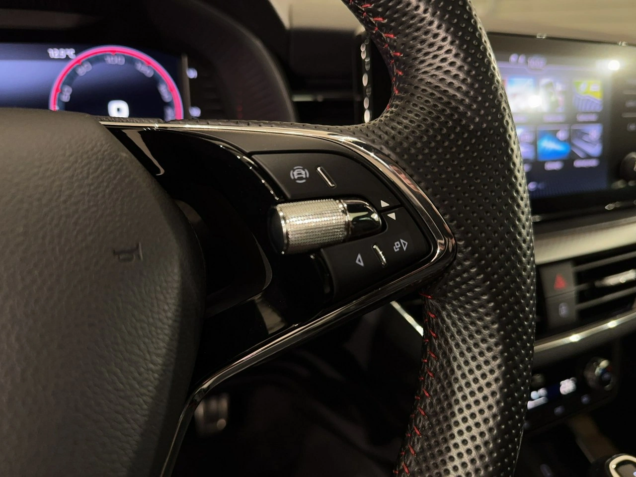 Skoda Kamiq - Zdjęcie 21