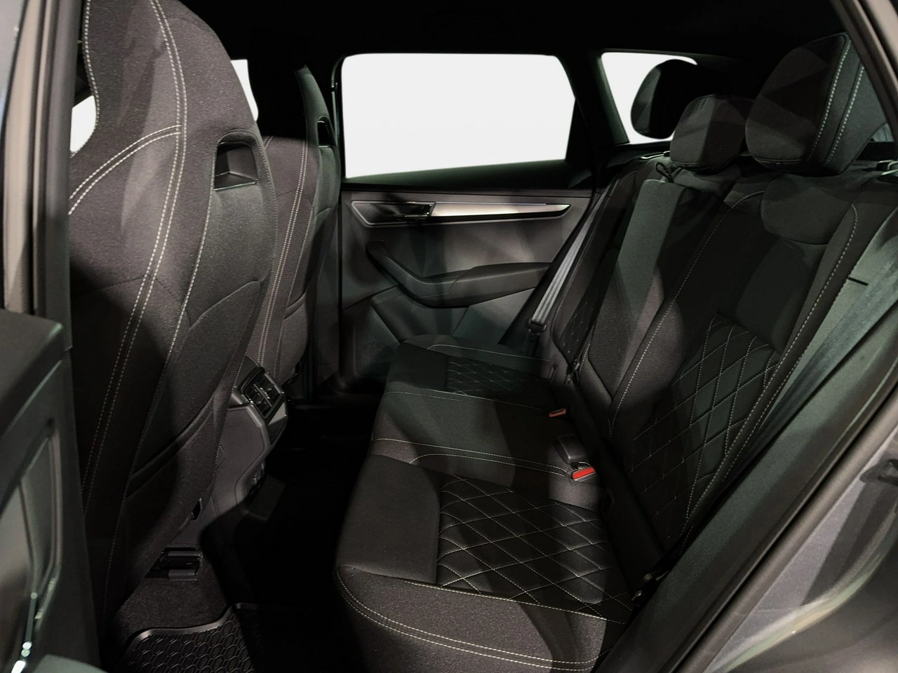 Skoda Karoq - Zdjęcie 13