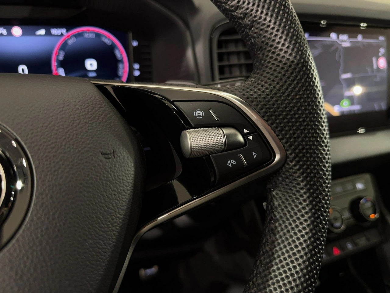 Skoda Karoq - Zdjęcie 18