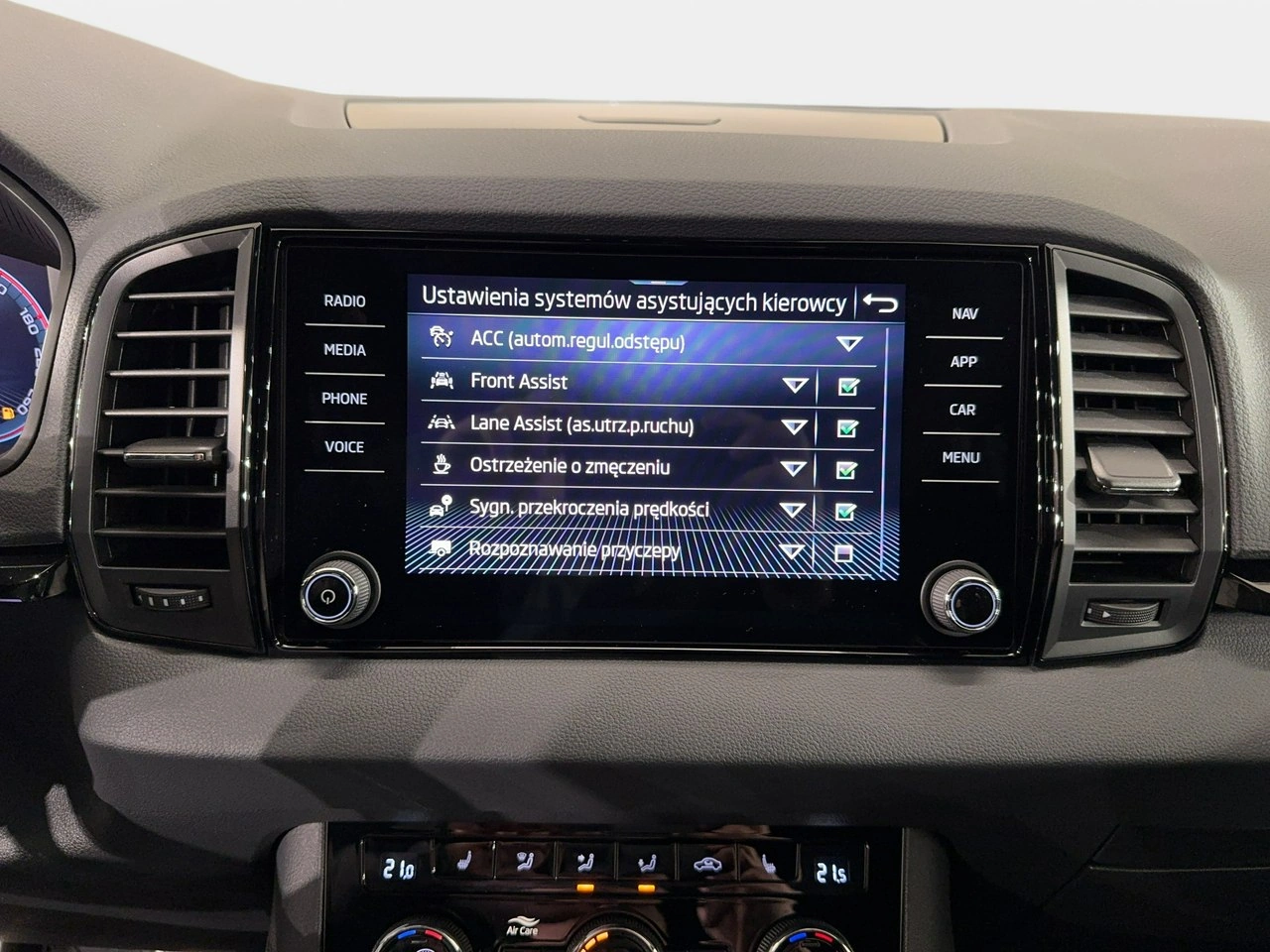 Skoda Karoq - Zdjęcie 24