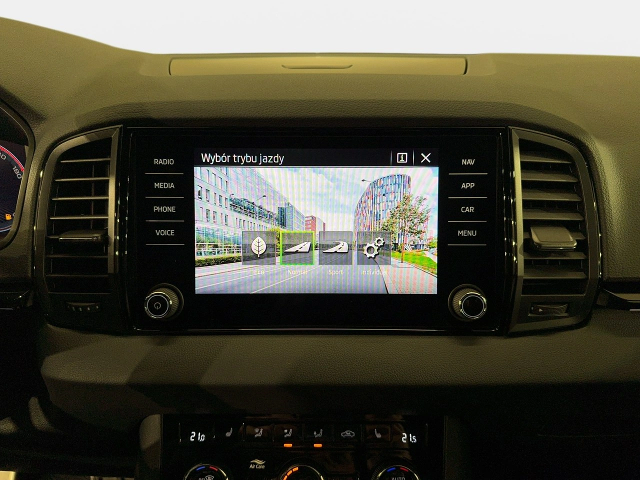 Skoda Karoq - Zdjęcie 26