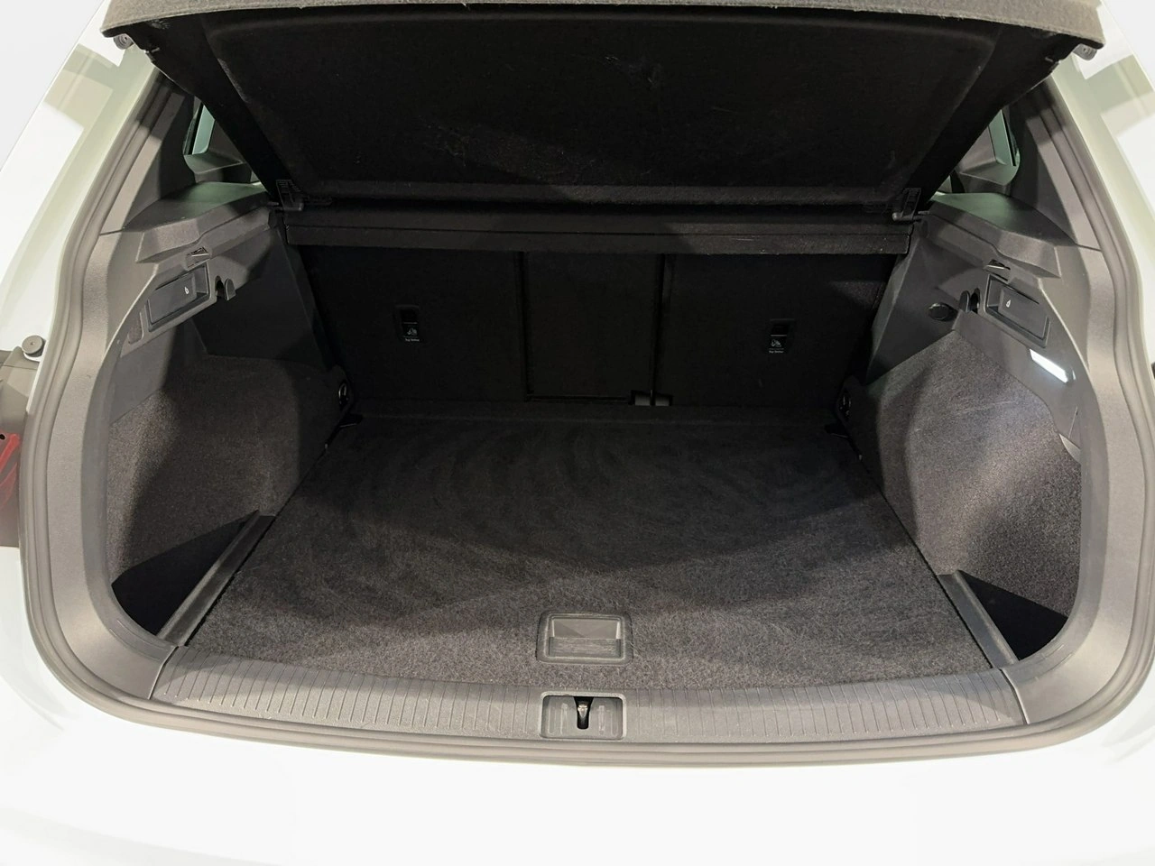 Volkswagen Tiguan - Zdjęcie 16