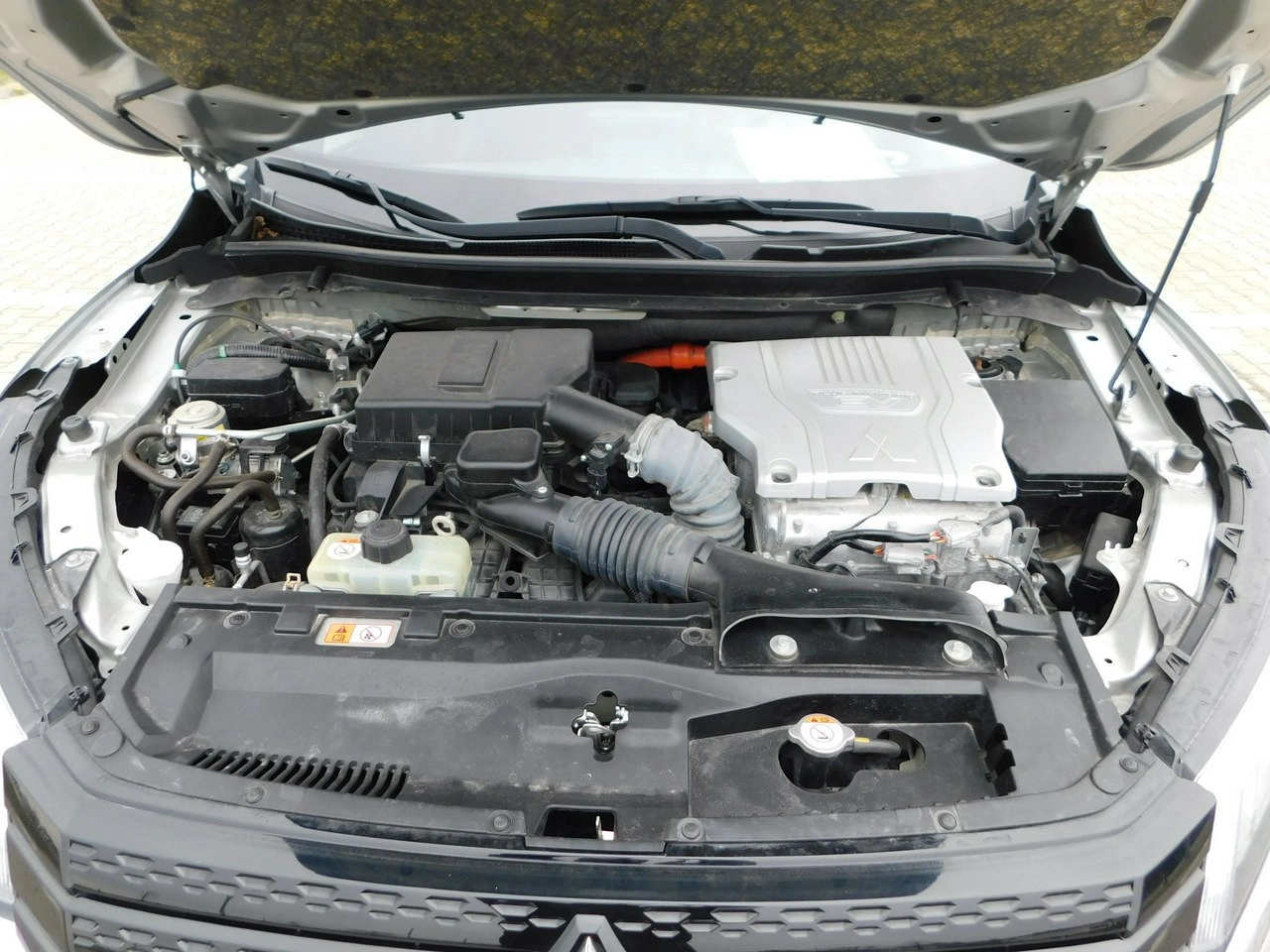 Mitsubishi Eclipse Cross - Zdjęcie 18