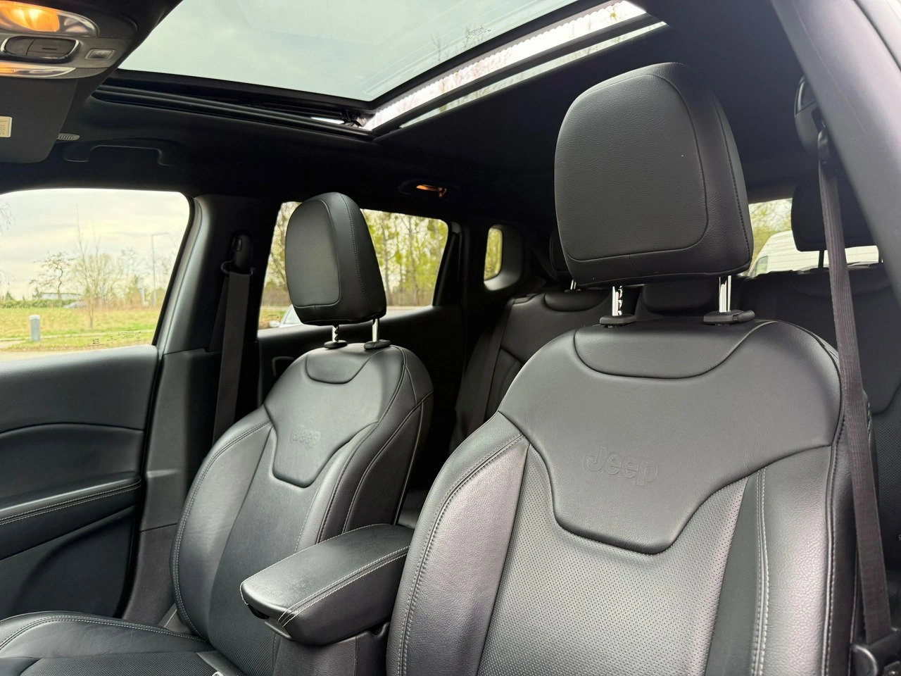 Jeep Compass - Zdjęcie 19