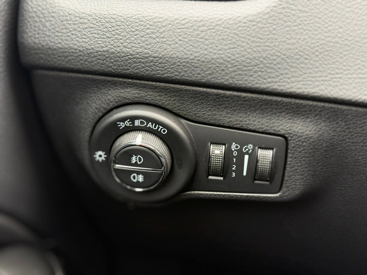 Jeep Compass - Zdjęcie 26