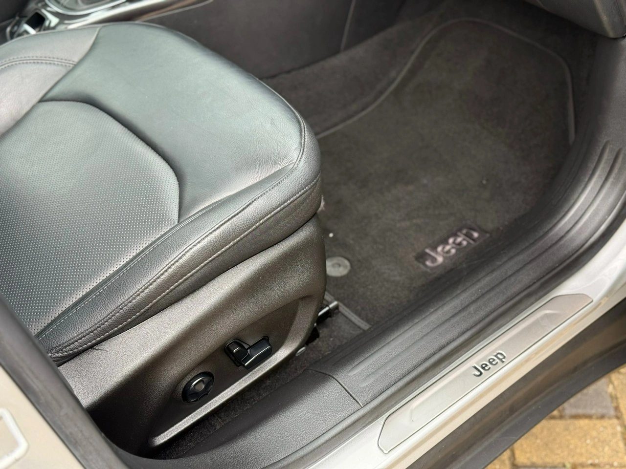 Jeep Compass - Zdjęcie 7