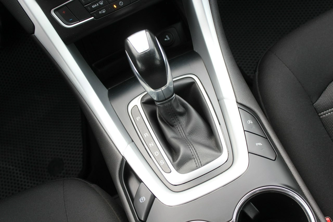 Ford Mondeo - Zdjęcie 16