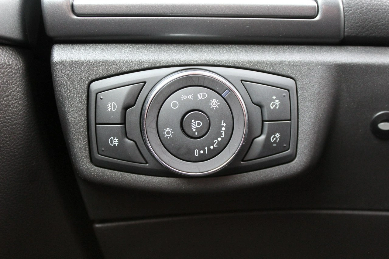 Ford Mondeo - Zdjęcie 20