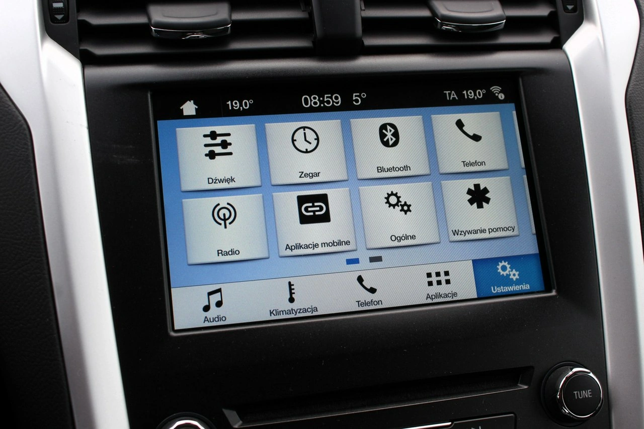 Ford Mondeo - Zdjęcie 24