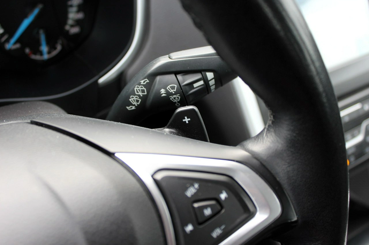 Ford Mondeo - Zdjęcie 26