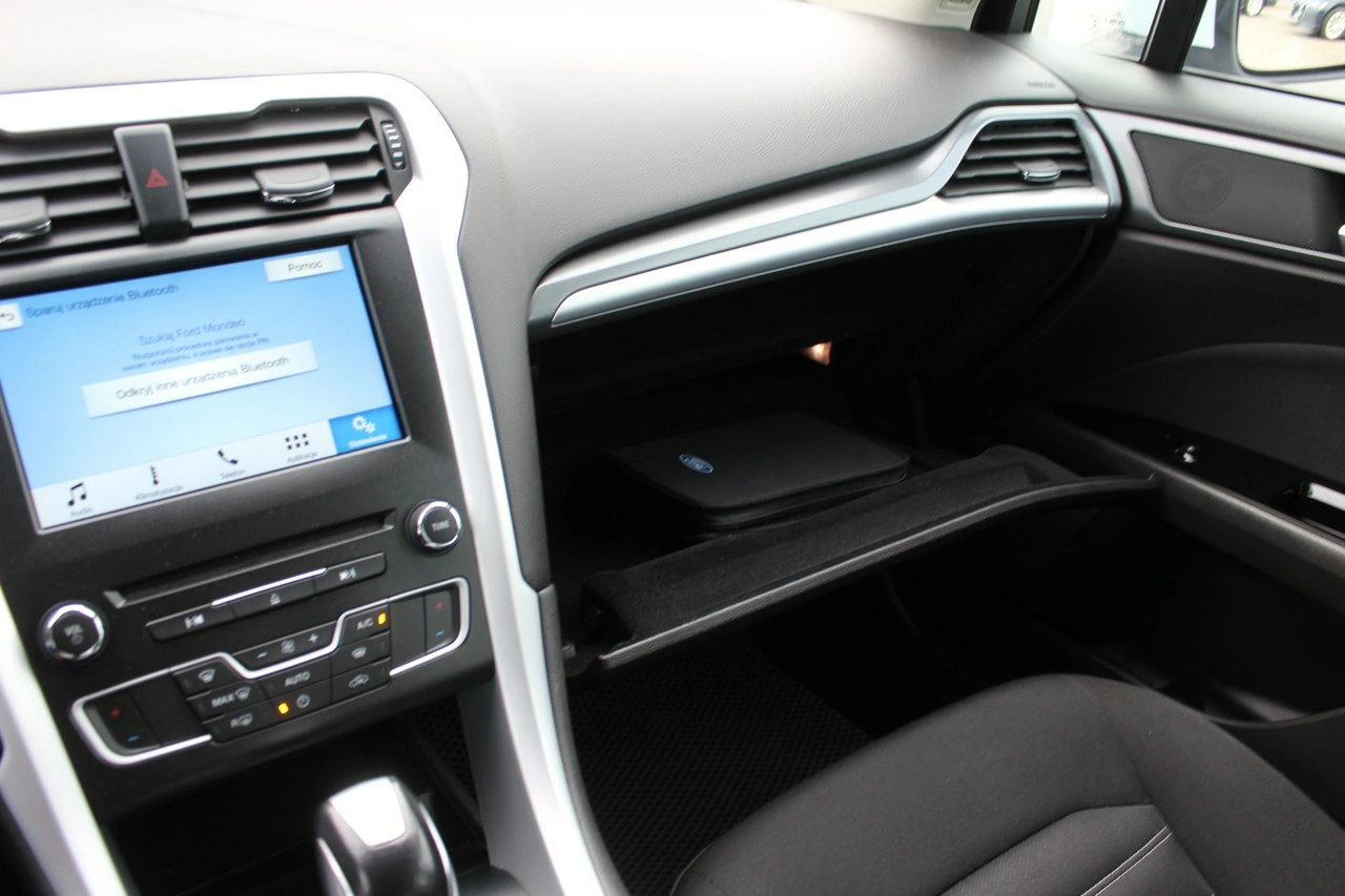 Ford Mondeo - Zdjęcie 28