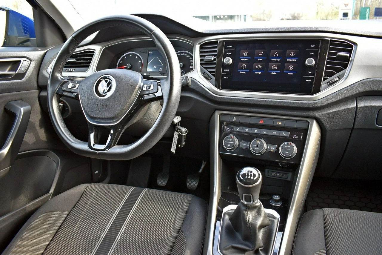 Volkswagen T-Roc - Zdjęcie 15