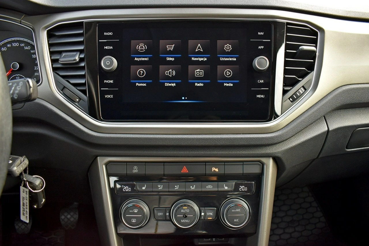 Volkswagen T-Roc - Zdjęcie 17