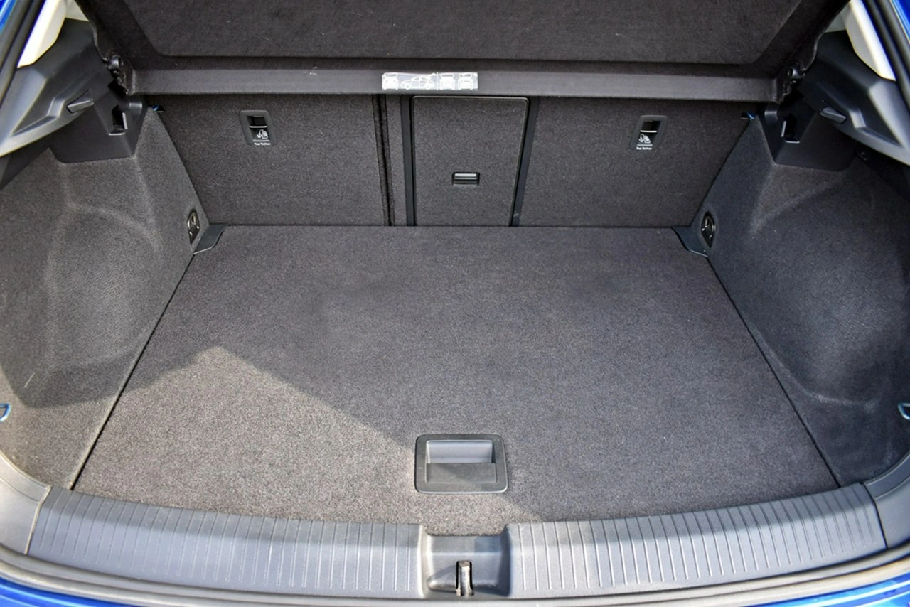 Volkswagen T-Roc - Zdjęcie 23