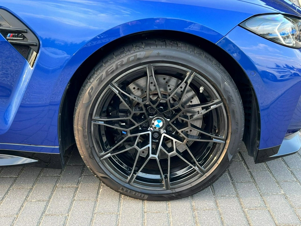 BMW M4 - Zdjęcie 3