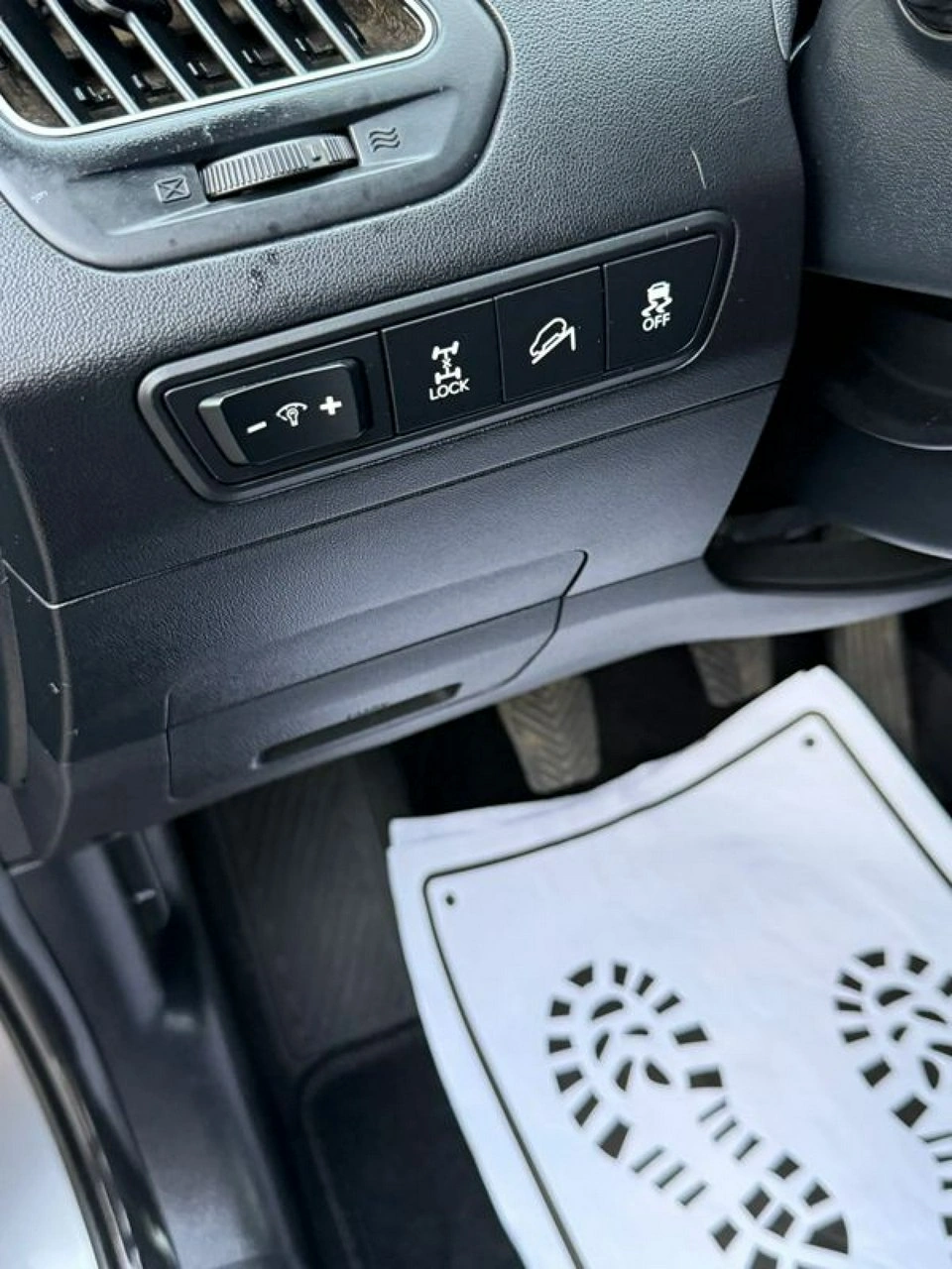 Hyundai ix35 - Zdjęcie 32