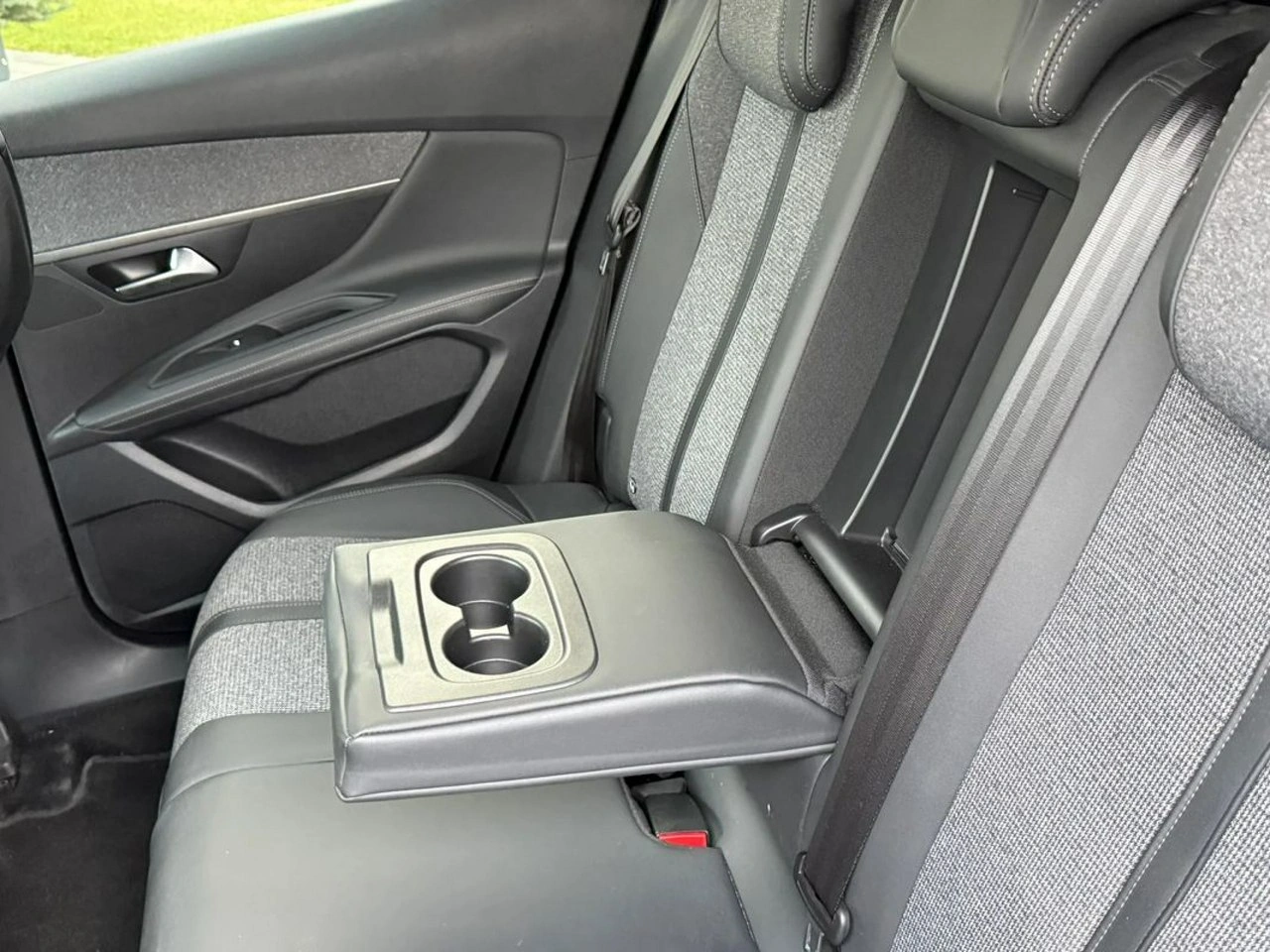 Peugeot 3008 - Zdjęcie 10