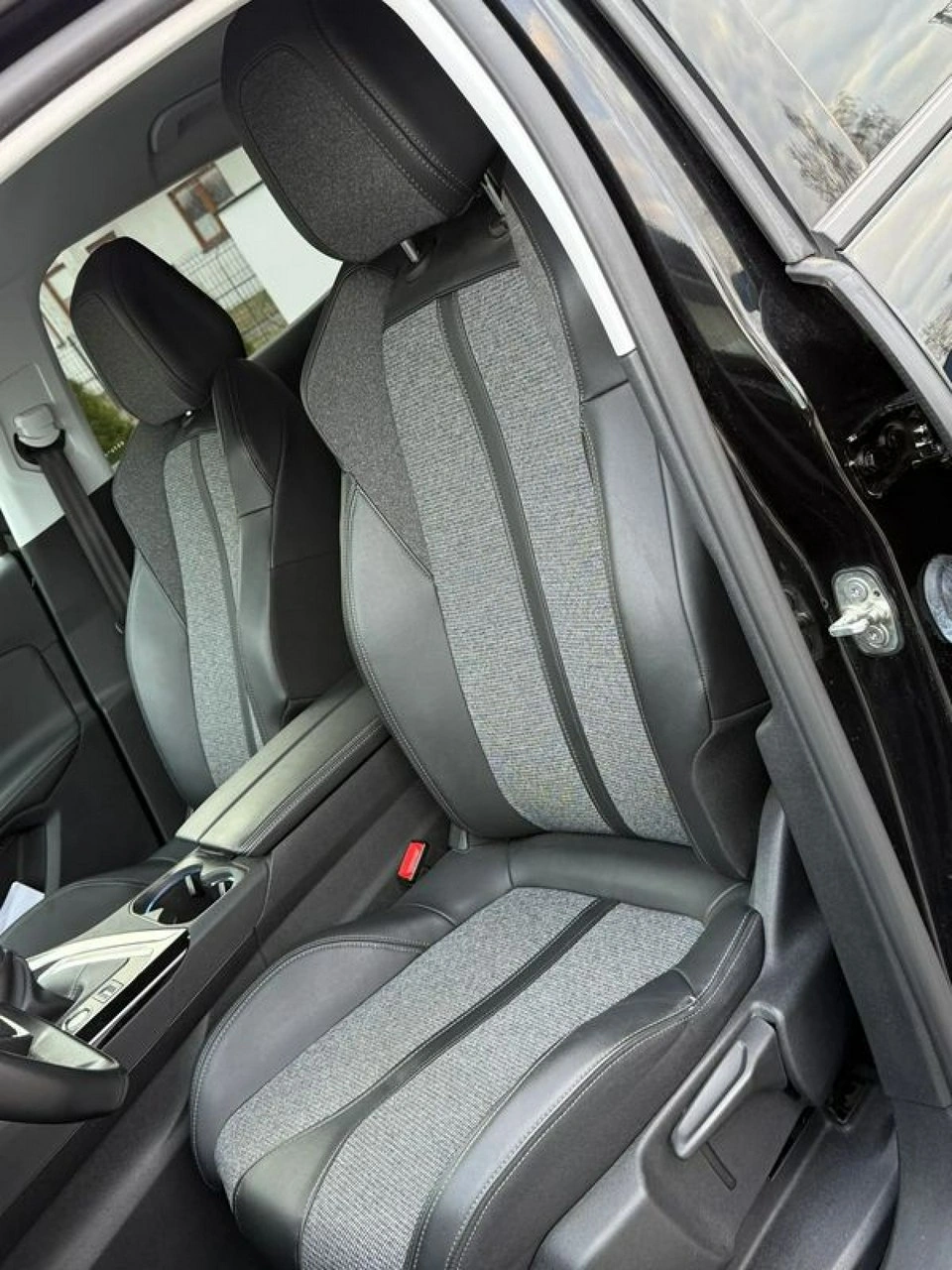 Peugeot 3008 - Zdjęcie 8