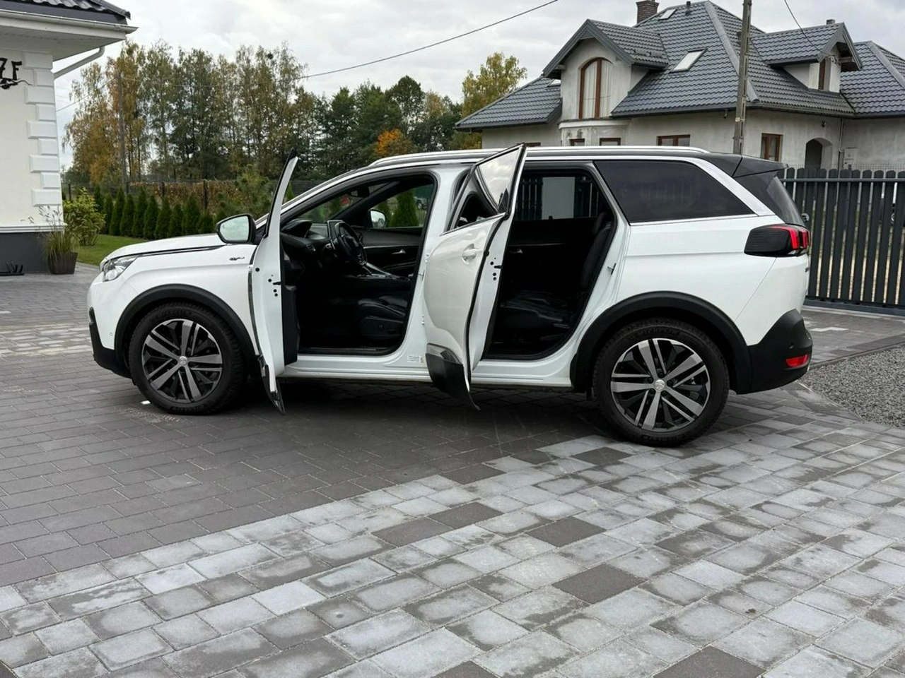 Peugeot 5008 - Zdjęcie 16