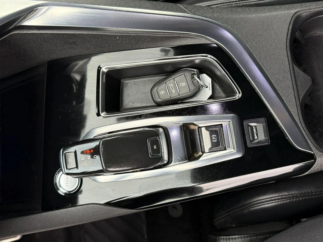Peugeot 5008 - Zdjęcie 37