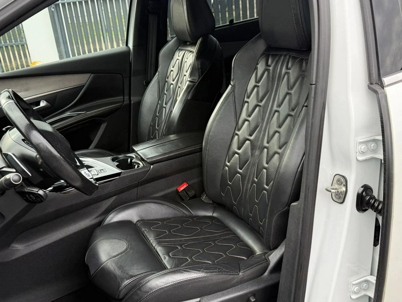 Peugeot 5008 - Zdjęcie 9