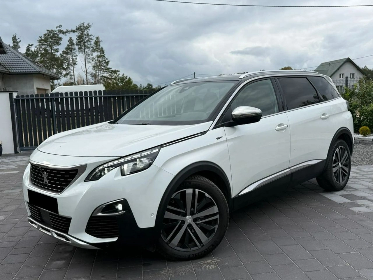 Peugeot 5008 - Główne zdjęcie