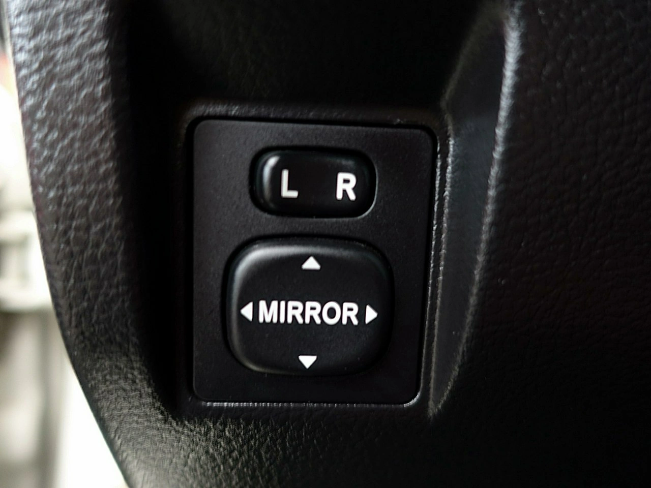 Daihatsu Copen - Zdjęcie 23