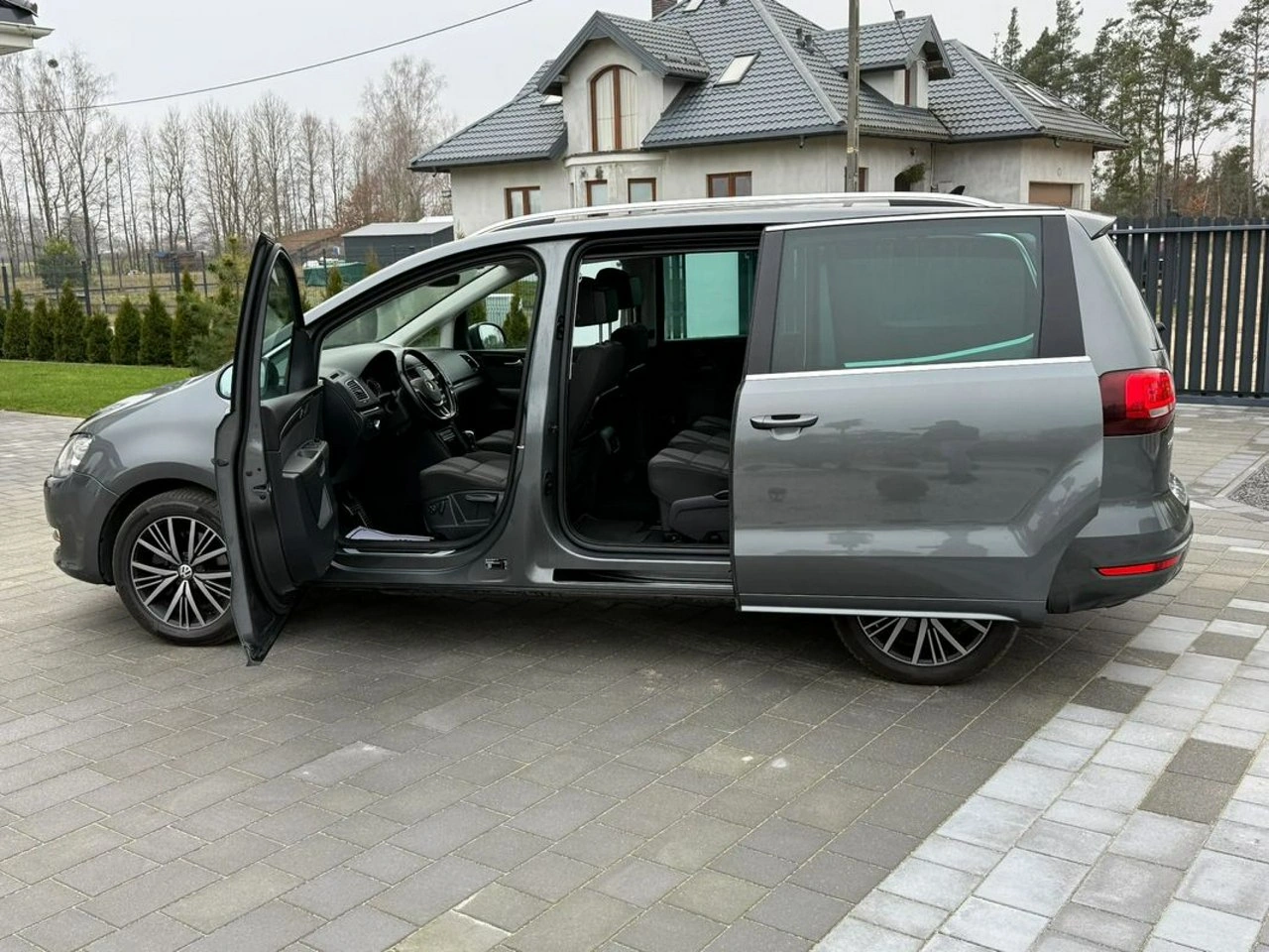 Volkswagen Sharan - Zdjęcie 12