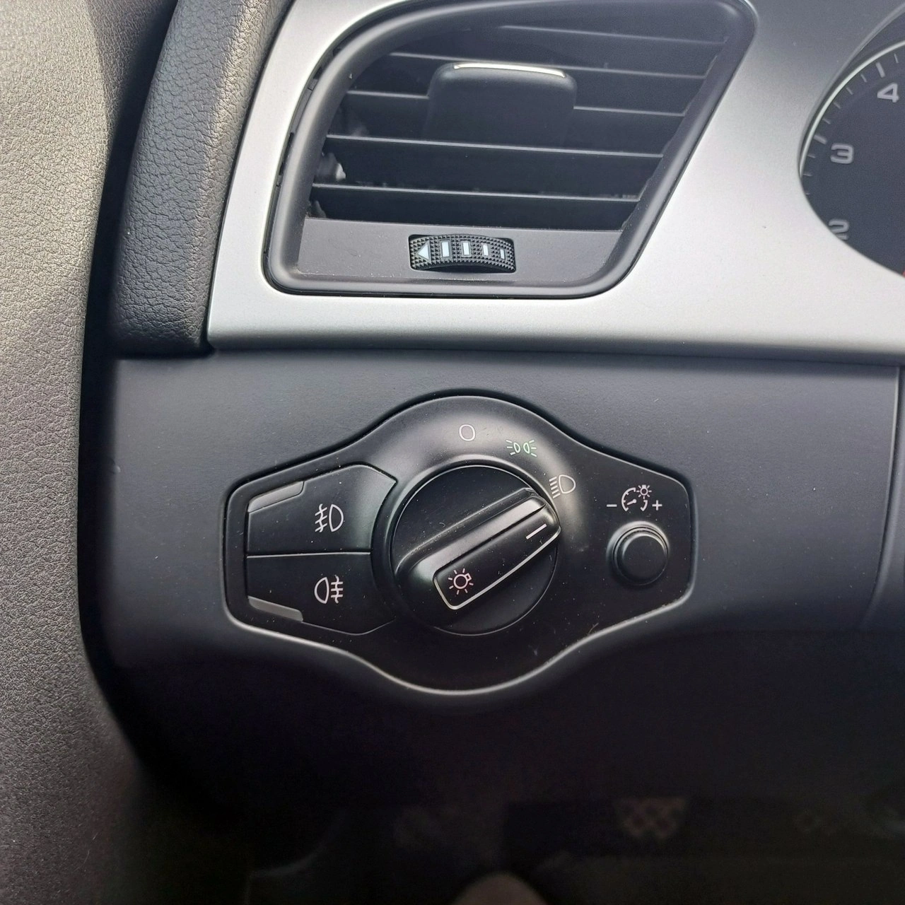 Audi A4 - Zdjęcie 15