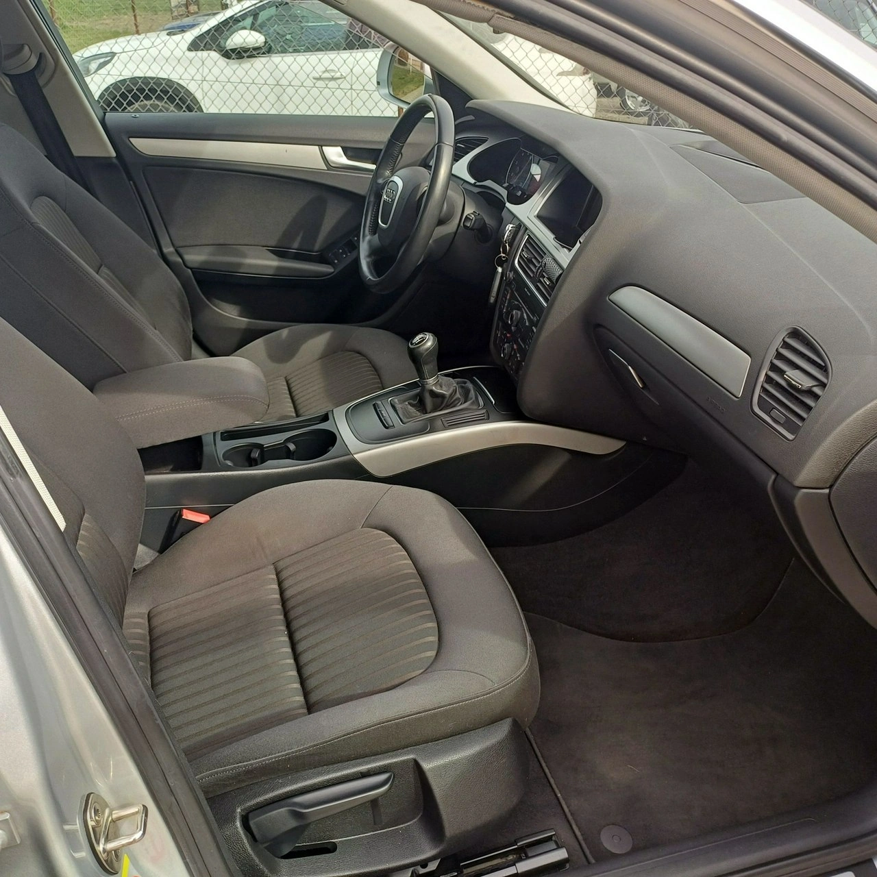 Audi A4 - Zdjęcie 8