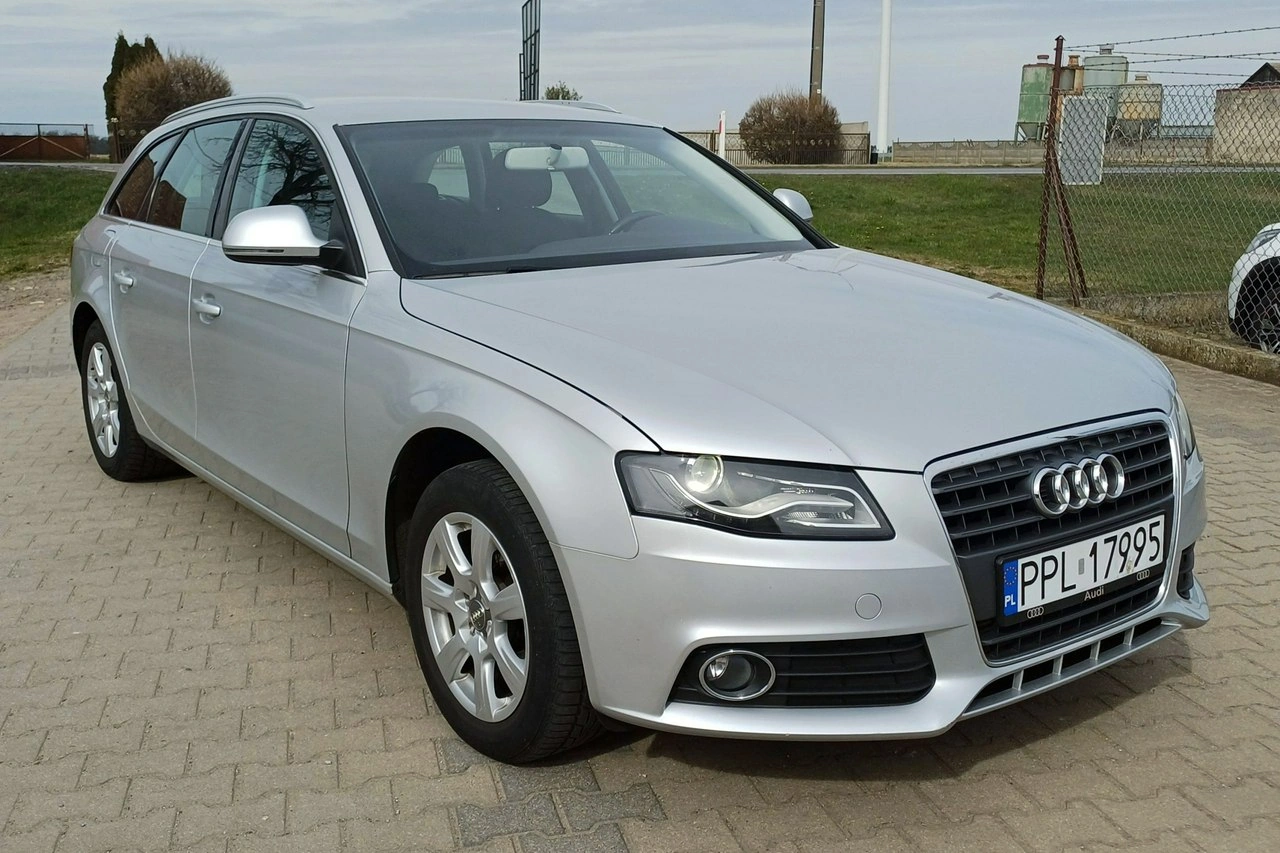 Audi A4 - Główne zdjęcie