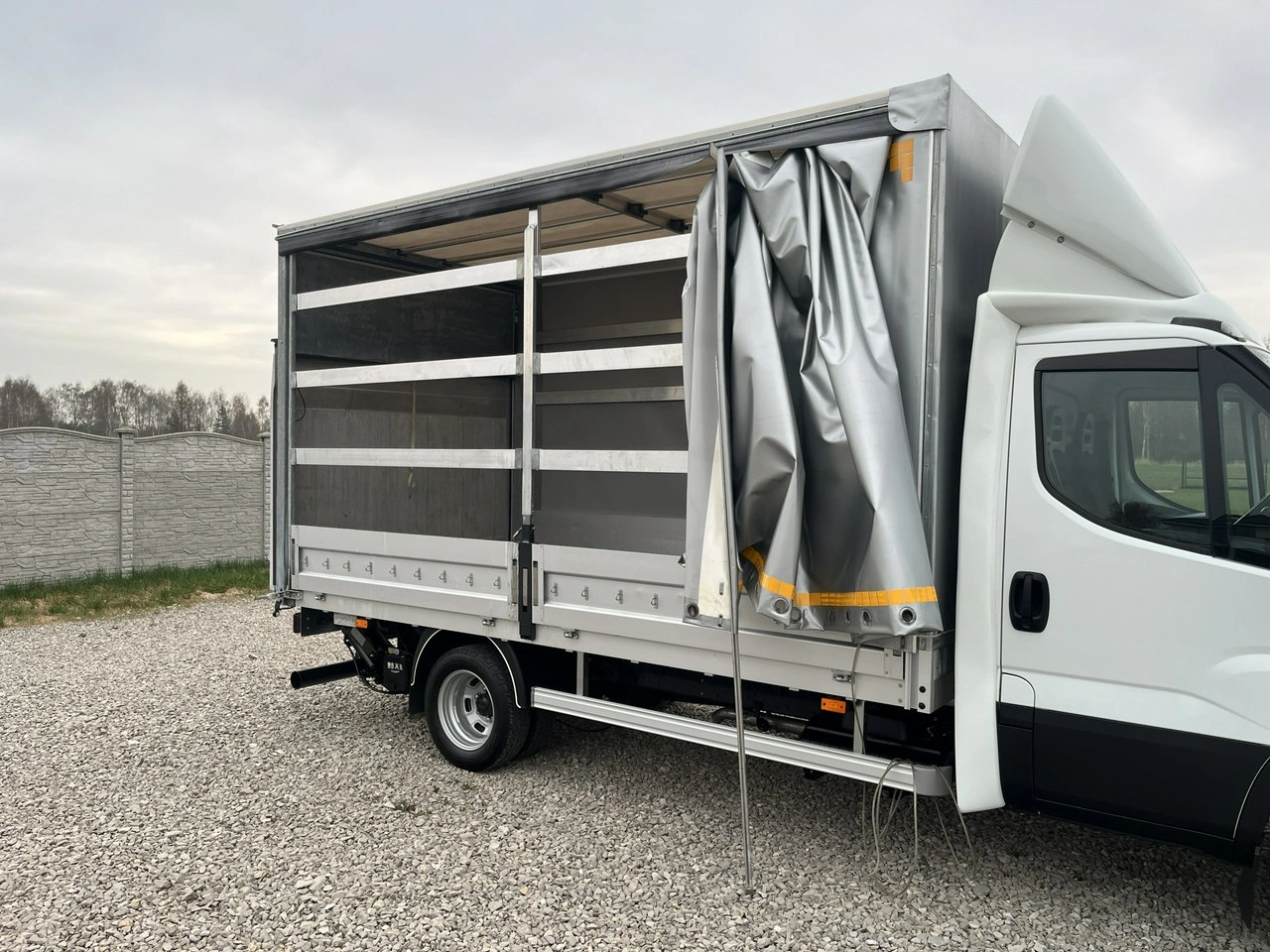 Iveco Daily - Zdjęcie 31