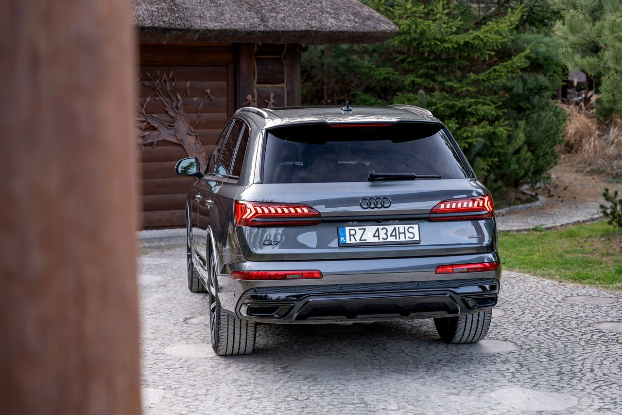 Audi Q7 - Zdjęcie 14