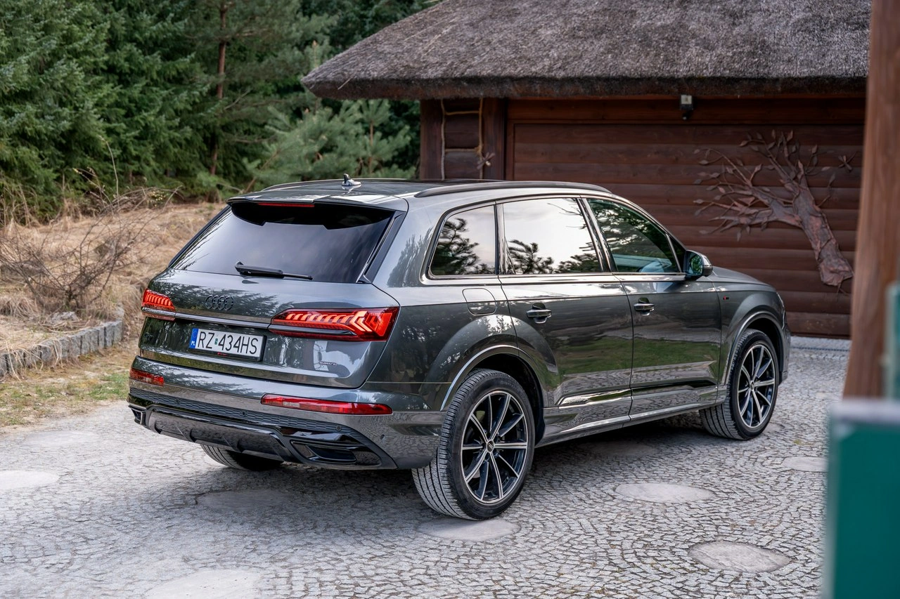 Audi Q7 - Zdjęcie 27