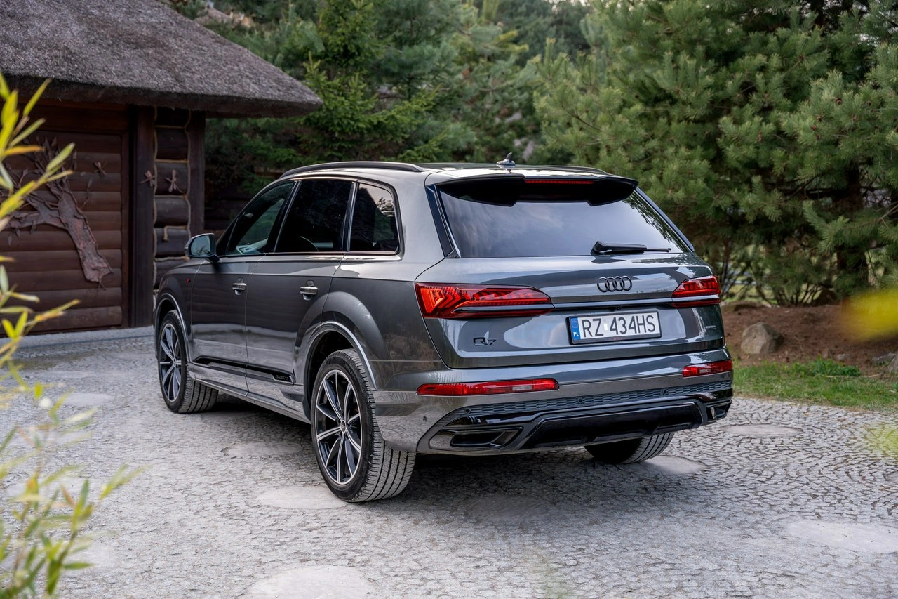 Audi Q7 - Zdjęcie 1