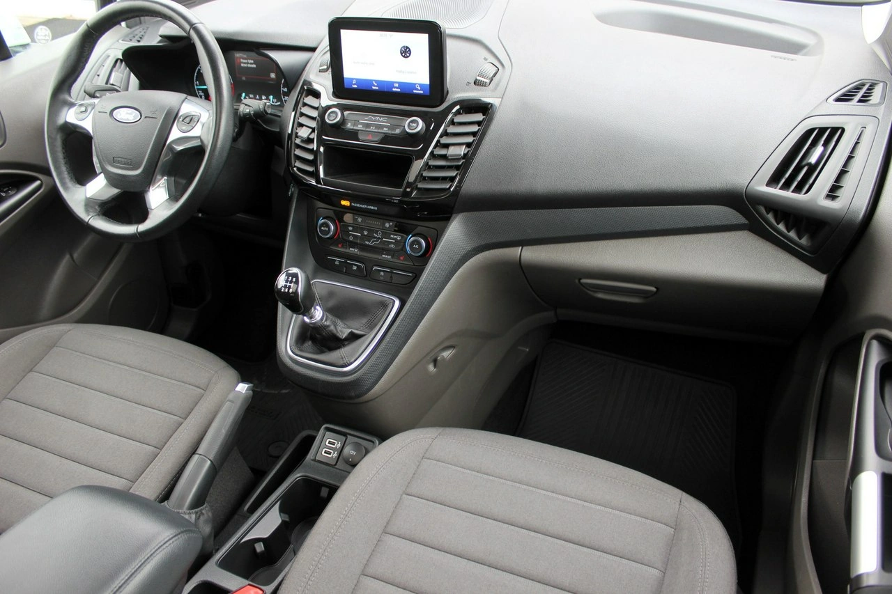 Ford Tourneo Connect - Zdjęcie 27