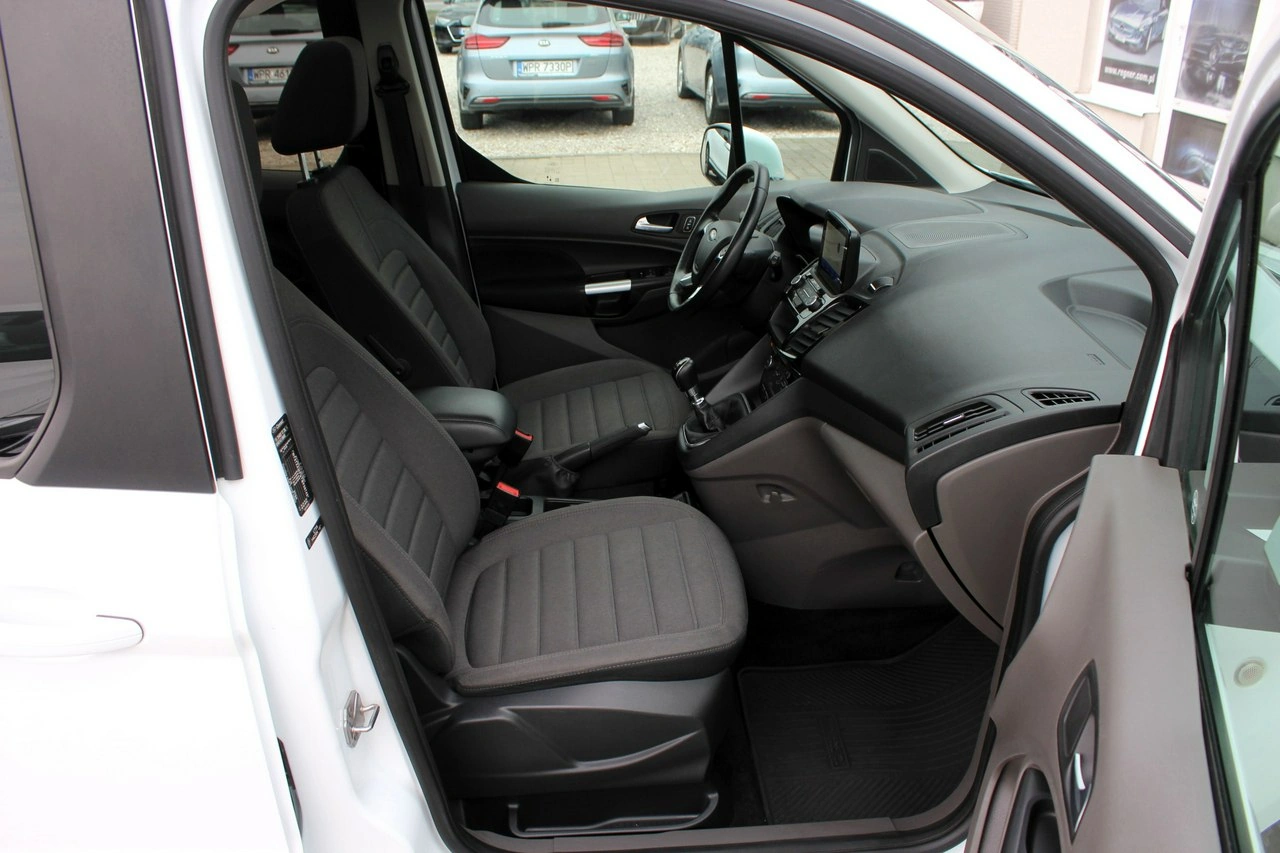 Ford Tourneo Connect - Zdjęcie 8